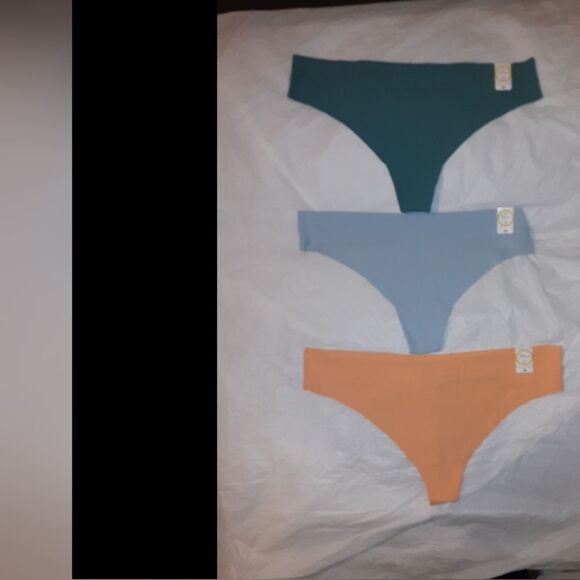 Flirtitude XXL Seamless Thong Bundle NWT - Picture 3 of 3